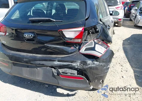 2020 Kia Rio 5-Door S z USA, uszkodzony, nr VIN 3KPA25AD2LE307033